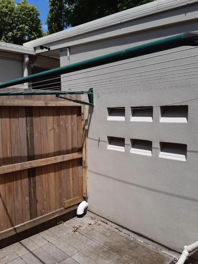 Paradise Holiday Apartments Cairns